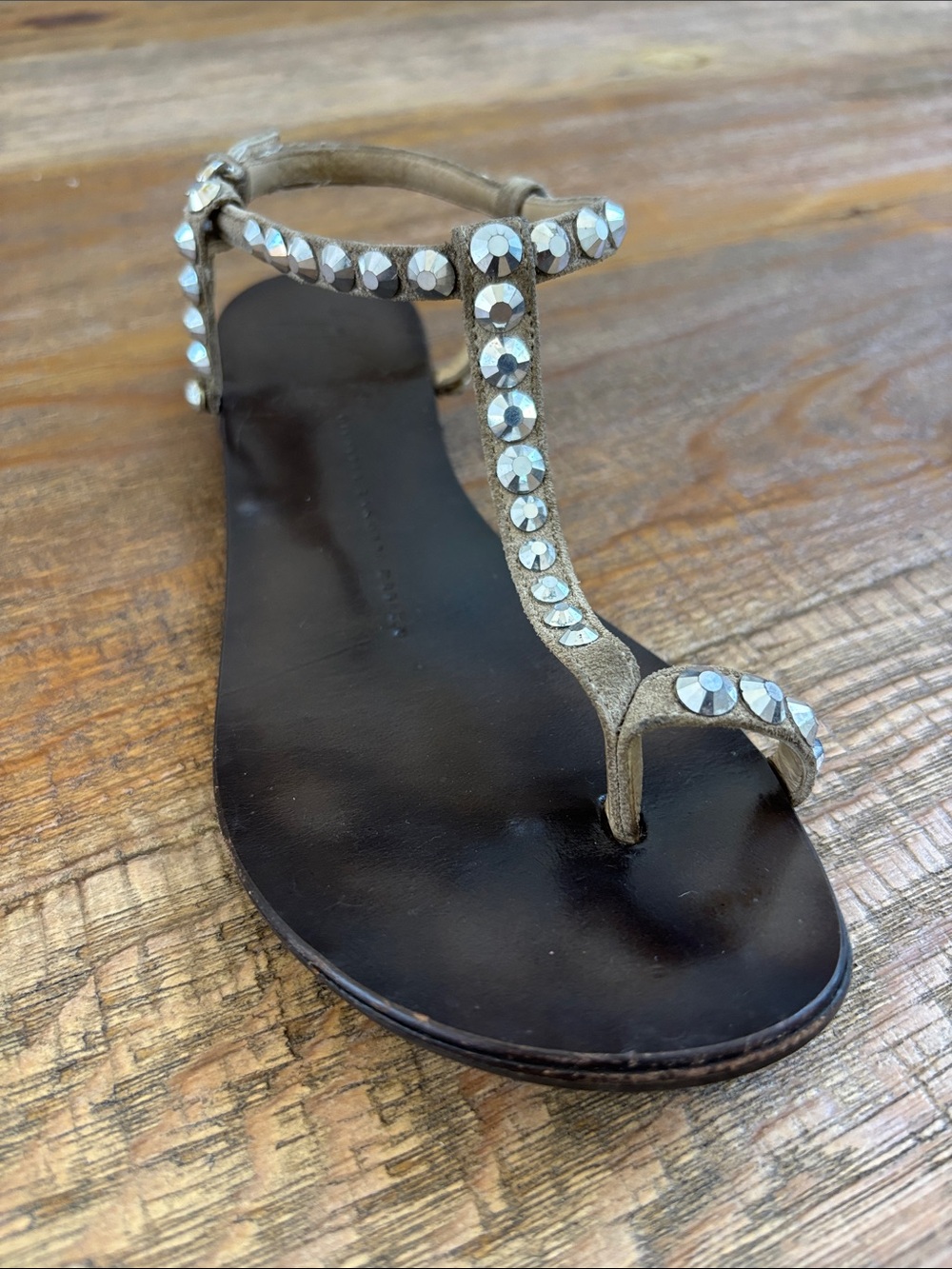 Giuseppe Zanotti Embellished T-Strap Flat Sandals in Taupe and silver size 37